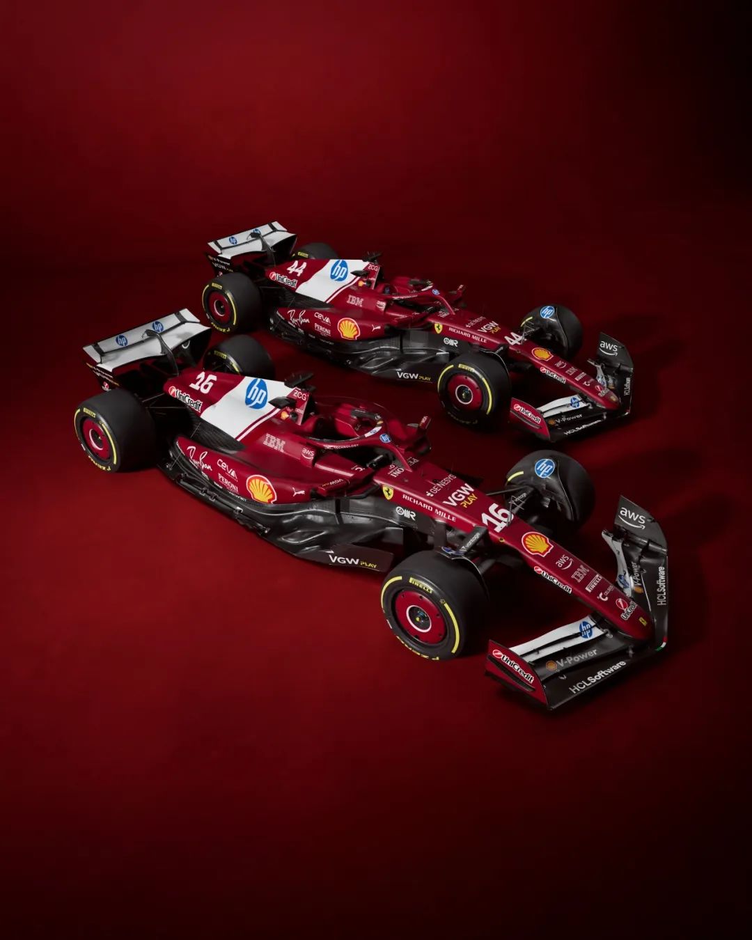 阿斯顿马丁绝杀红牛二队，汉密尔顿统治全场