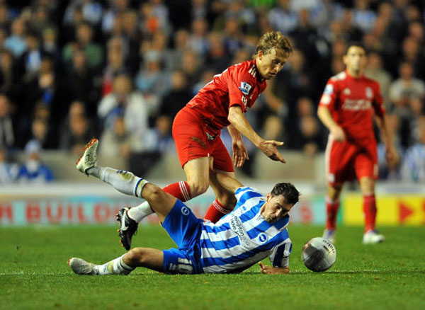 英格兰队鏖战韩国队，张继科扛起全队