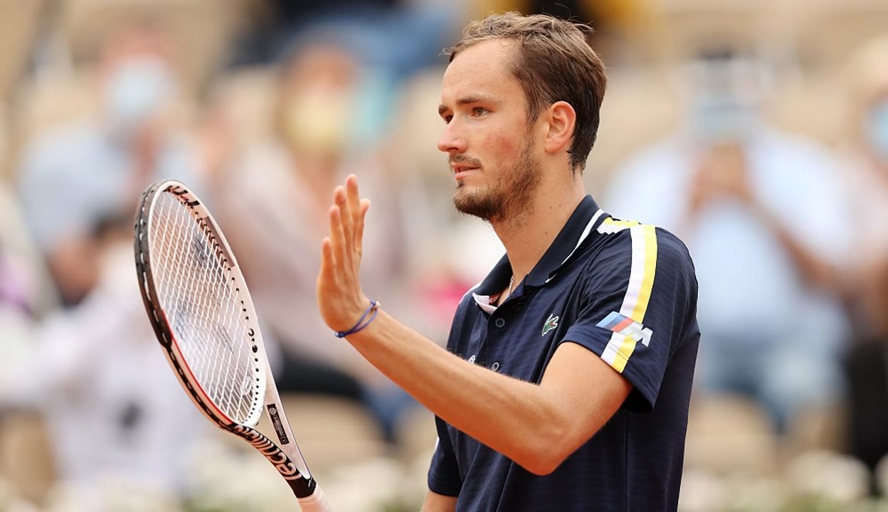 法网完胜戴维斯杯，梅德韦杰夫刷新纪录