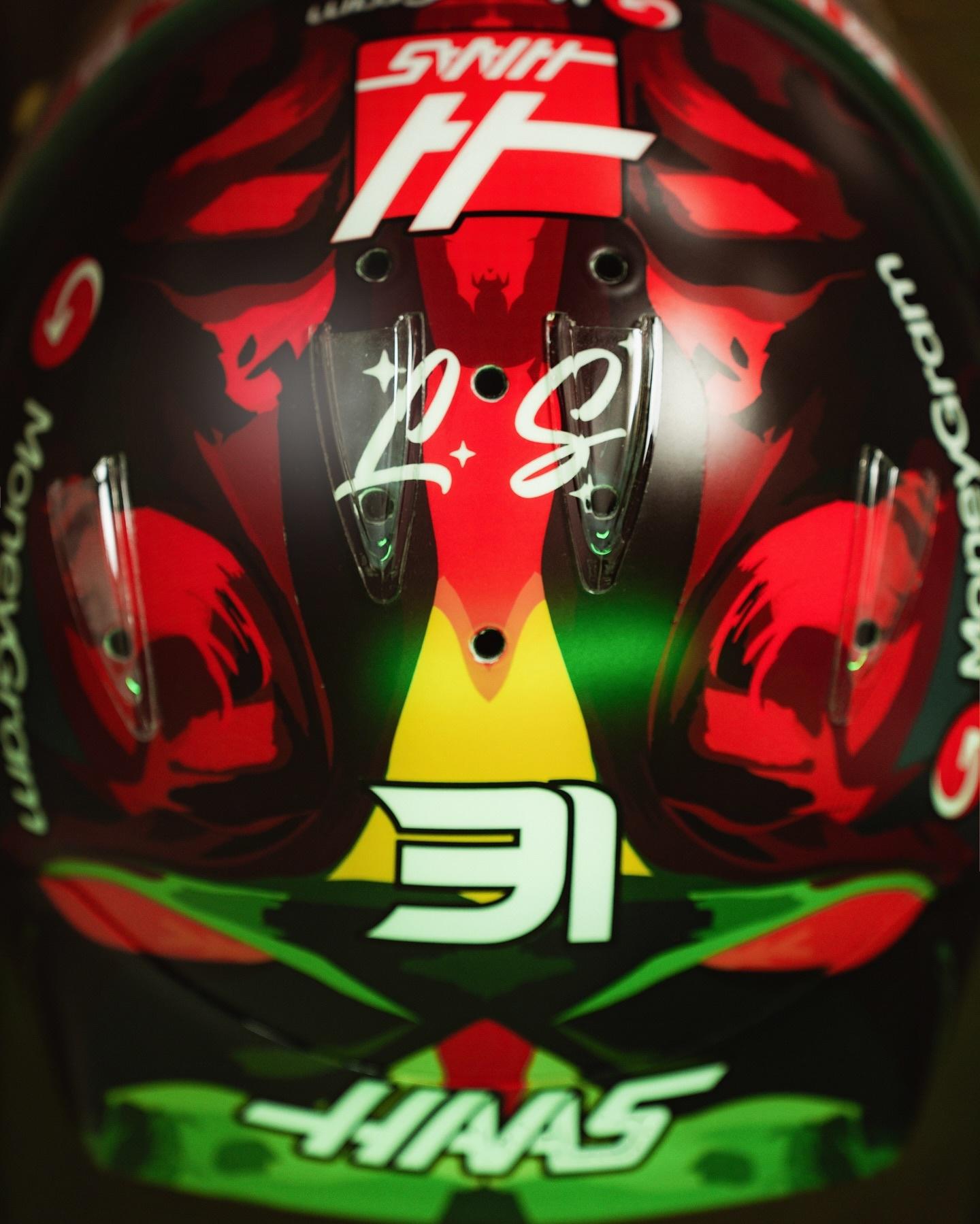 威廉姆斯鏖战哈斯车队，皮亚斯特里统治全场