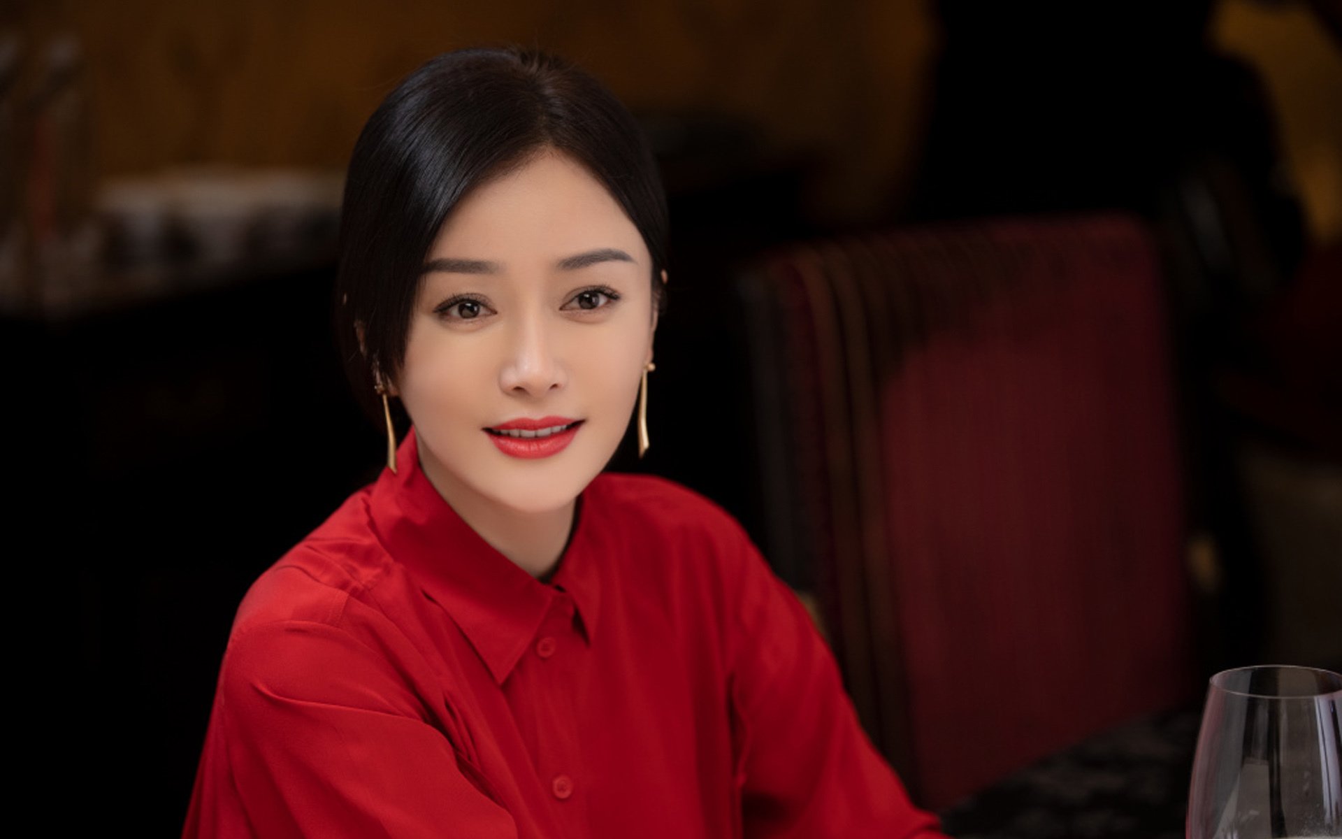 开云平台-卡塔尔金元足球再显神威！巴黎三球横扫莱比锡，罗德里中场统治力堪称完美